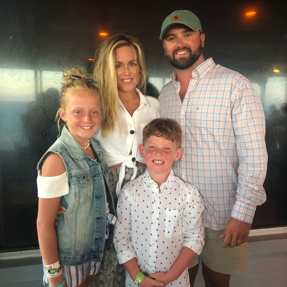 Meet your Posher, Whitney